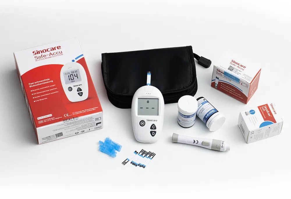 Glucometer-full-kit-2.jpg